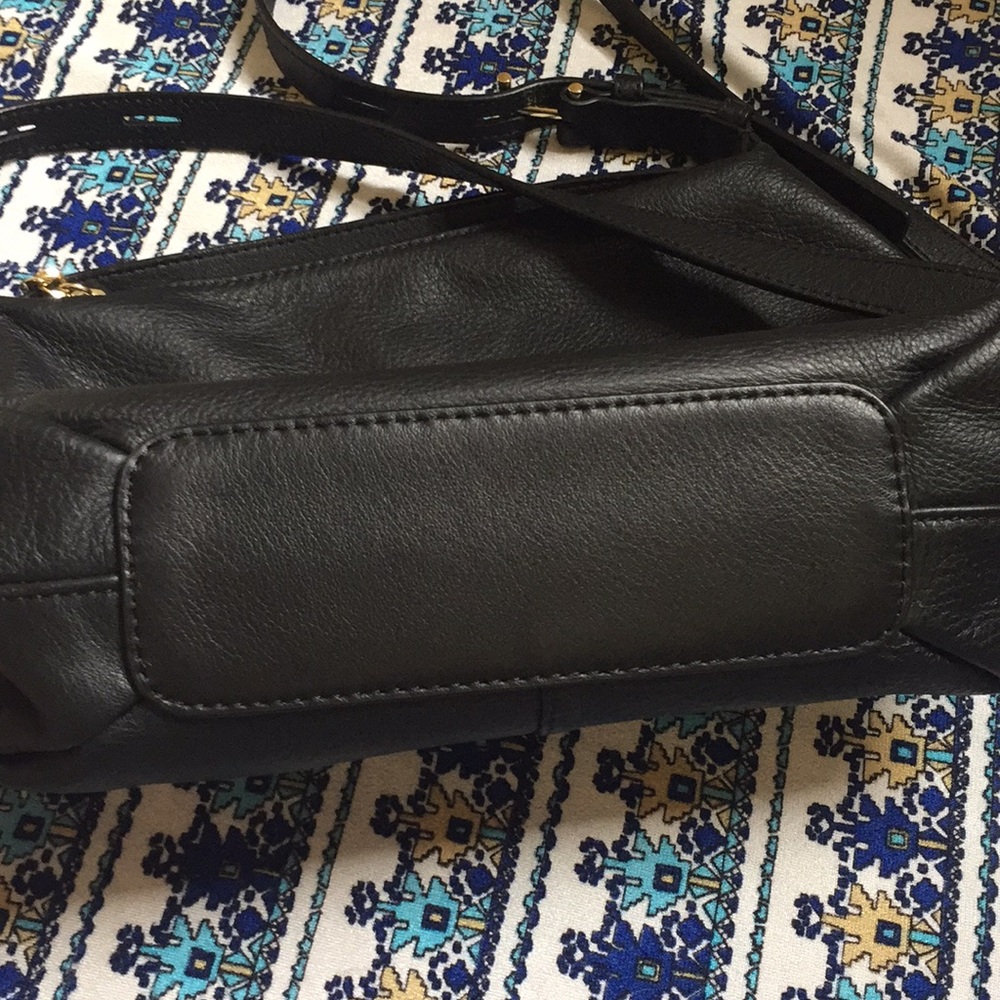 Vince Camuto Belva crossbody - Picture 3 of 8